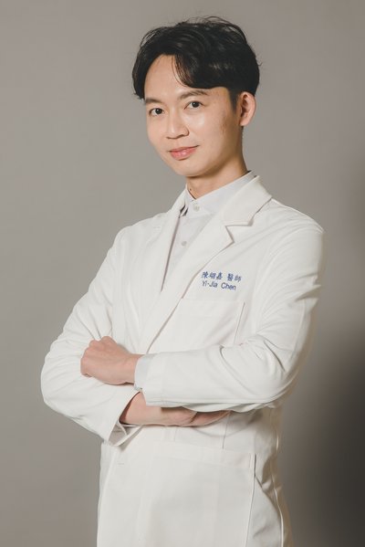 陳翊嘉醫師 · Dr. Chen Yi-Jia